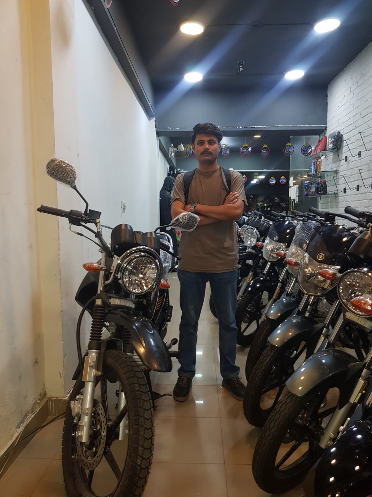 ? Congratulations on Your New Yamaha YBR-125-G Black! ?️? Your 