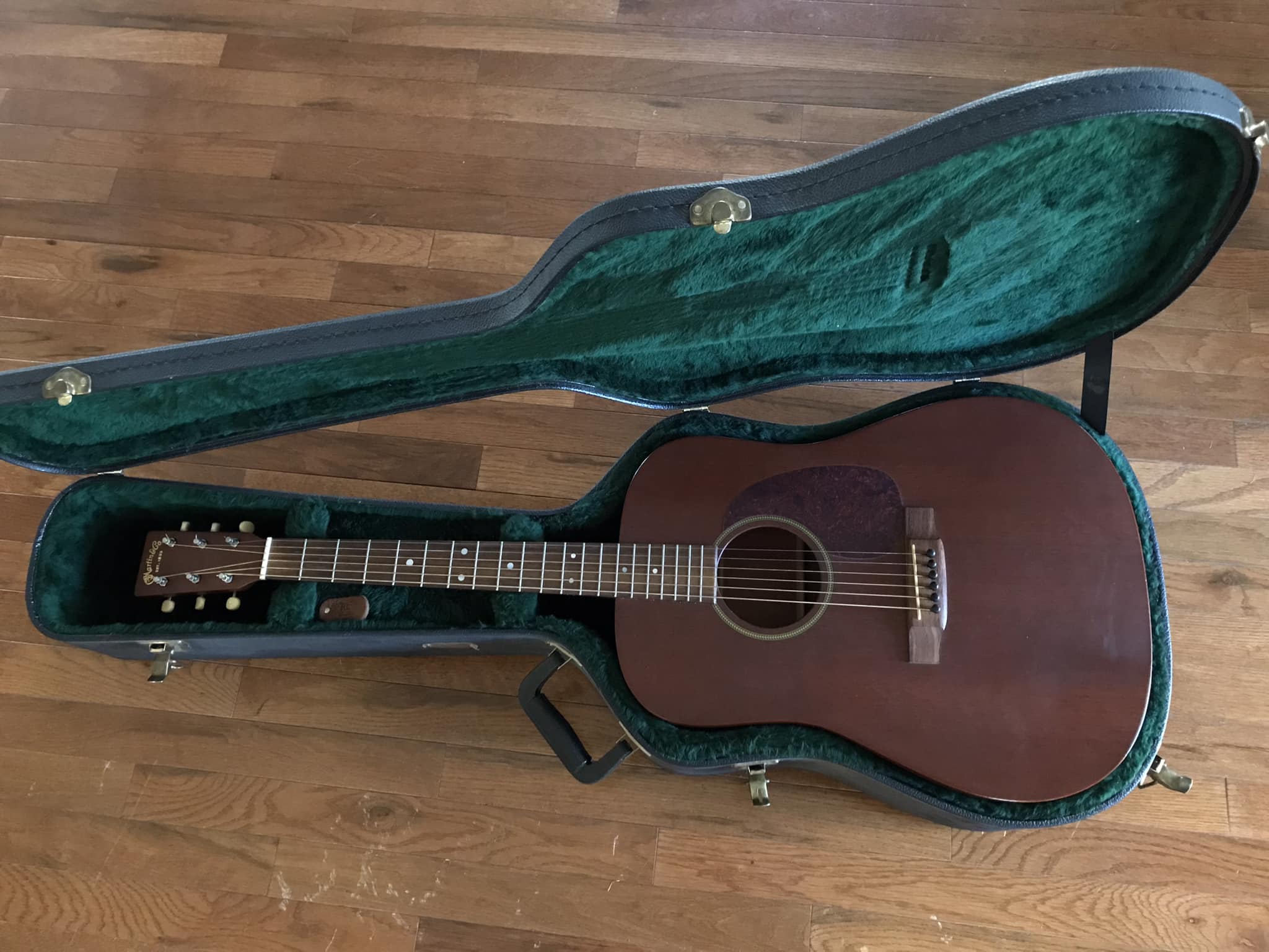 Martin D-15 2001 USA made guitar review