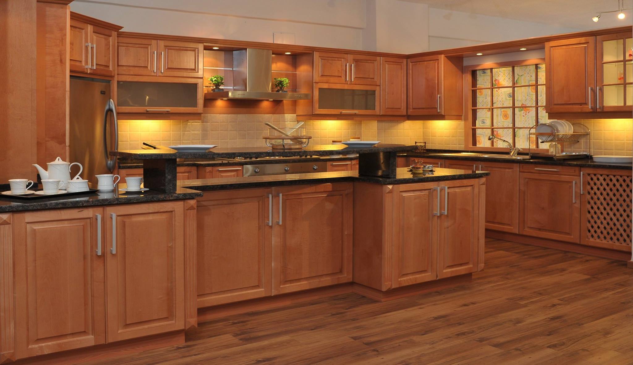 ‫خشب الميبل (Maple) الطبيعي&hellip; Abdin Kitchens مطابخ عابدين Facebook‬