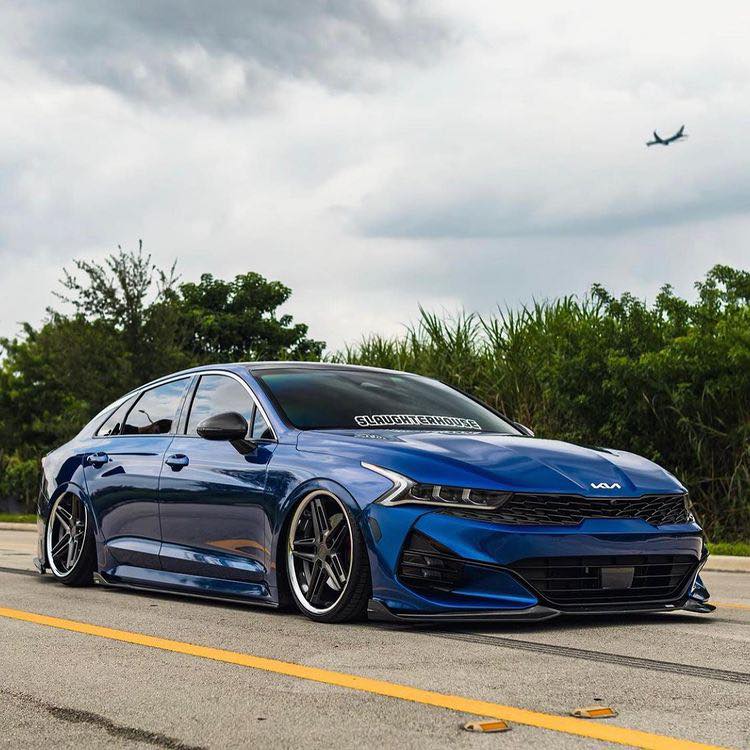 Lowrider Depot - 🧢 Kia K5 aired out on Airtekk airstruts 🧢... | Facebook