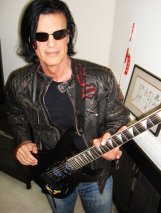 Kane Roberts - Got my AFFLICTION leather J on and my Jackson guitar and ...