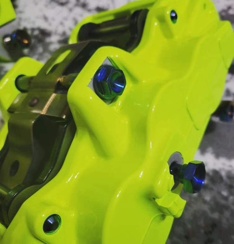 Are the 6-pot front calipers from the 2018 STI or Type RA/S209