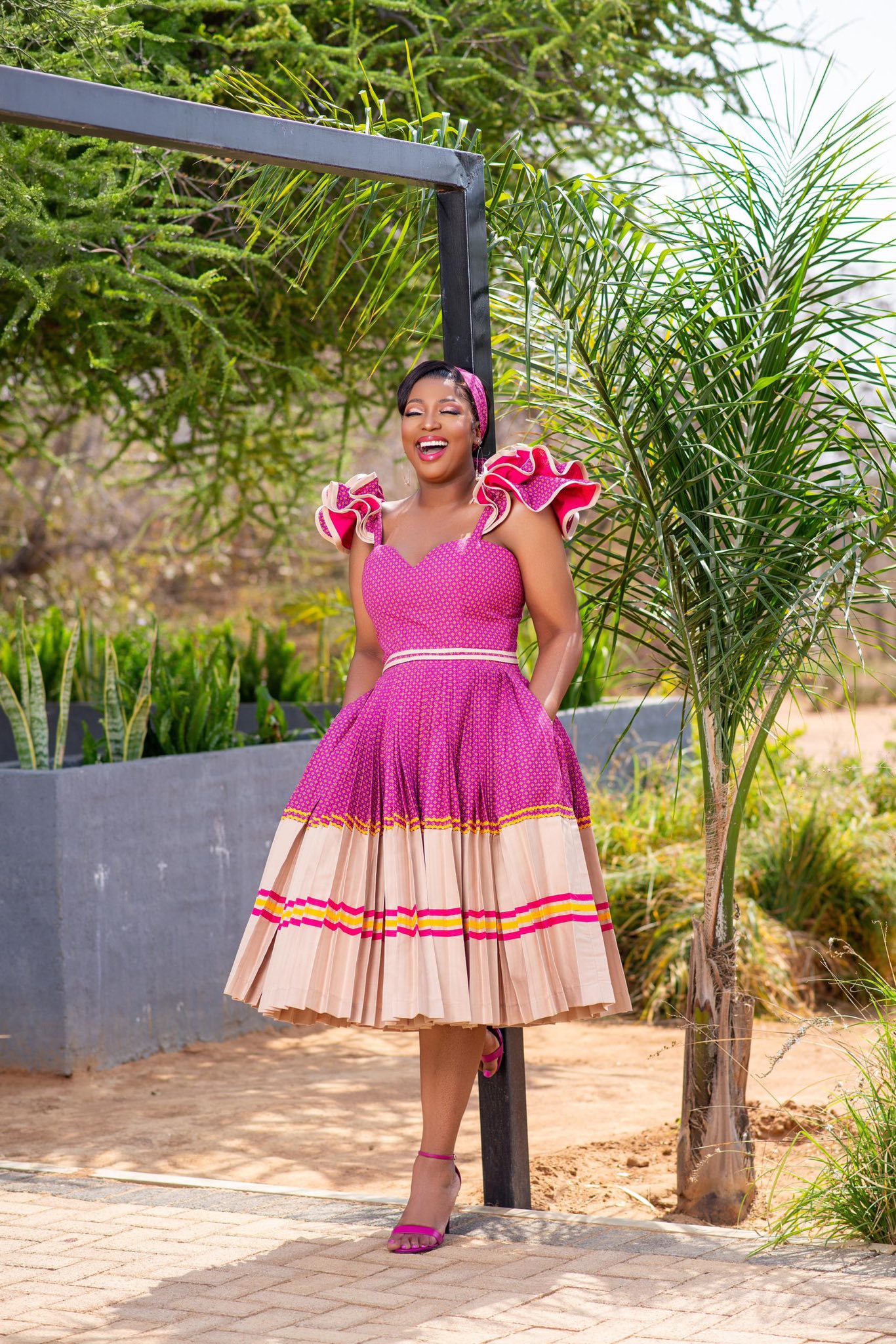 Gotta give it to the ladies wearing a Fatiki dress. You are all so gorgeous 👌🏽👌🏽👌🏽 we have created a lot of this dress design but we can never get used to