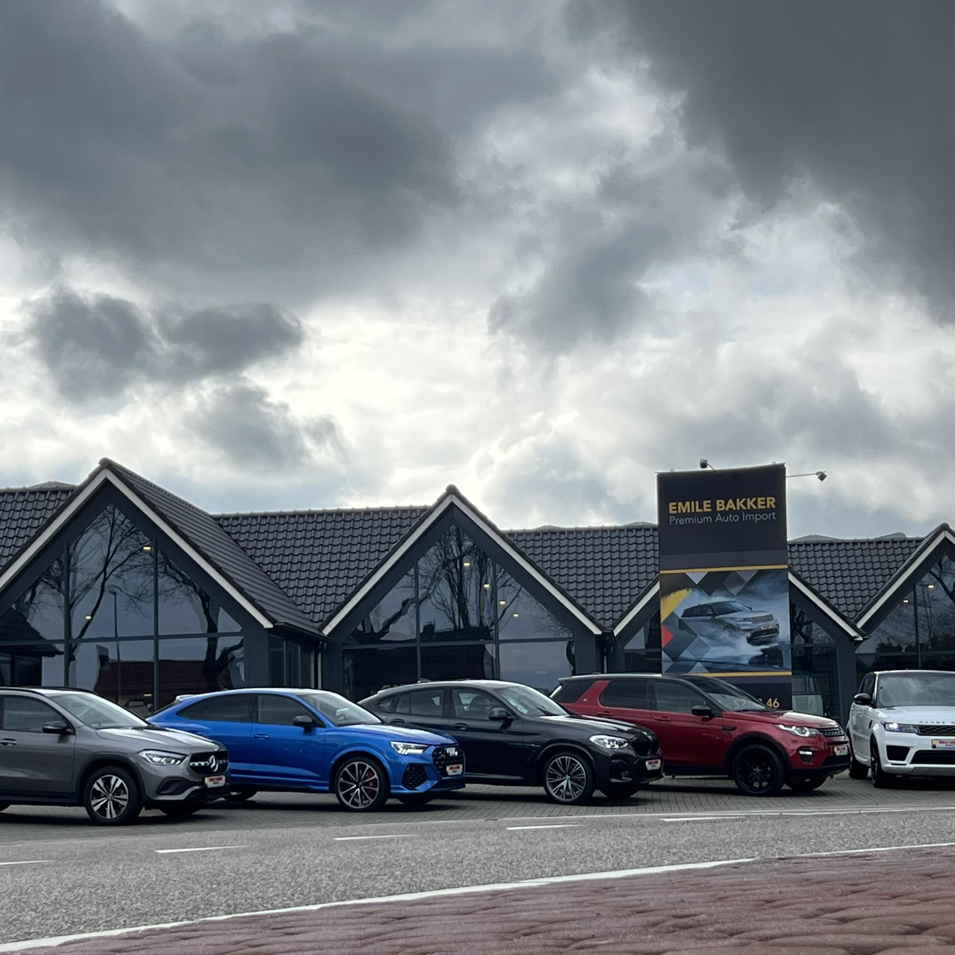 Emile Bakker Premium... - Emile Bakker Premium Auto Import