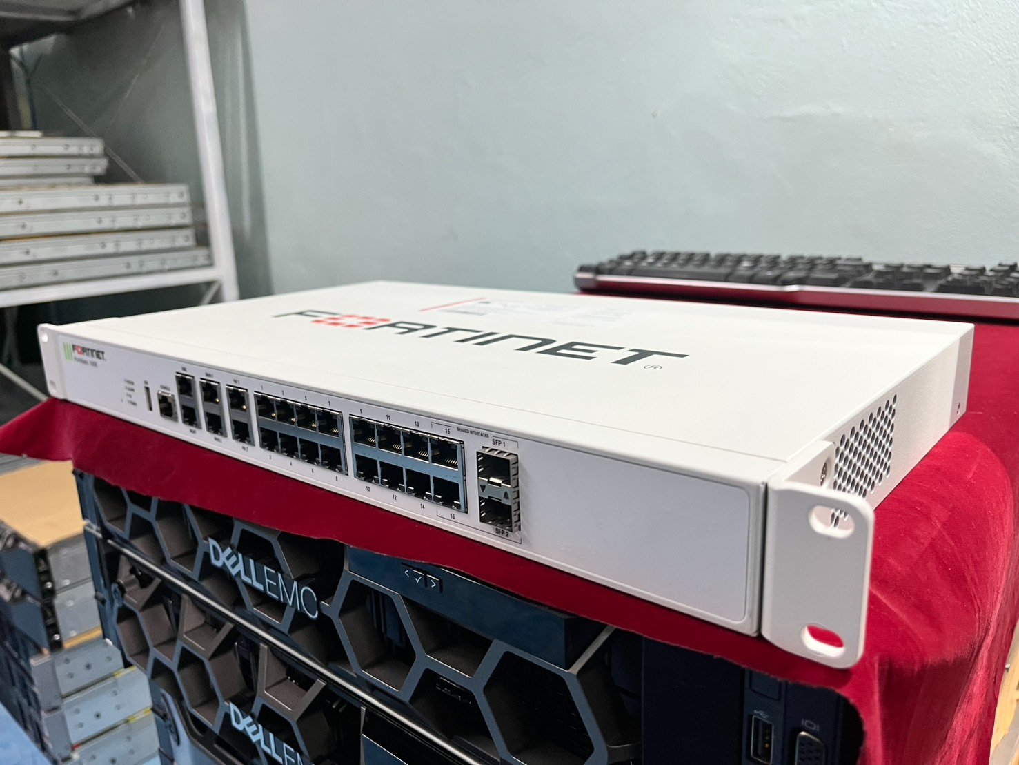 ซื้อขาย Server Switch Router DELL HP LENOVO STORAGE มือสอง | ขายเมน ...