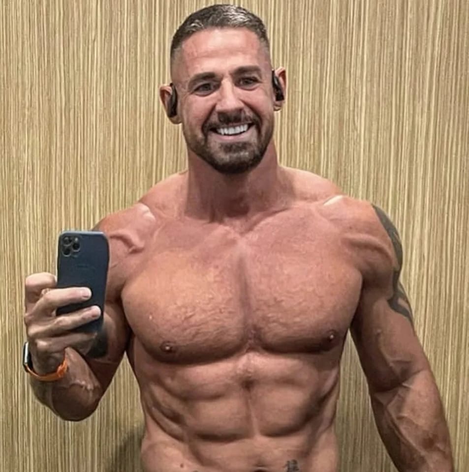 Muscle Daddies - 🔥 #nikripley 🔥 Https://muscle.thedad.de