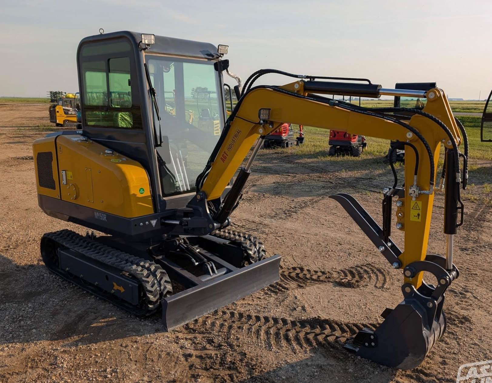 AGROTK MY50R mini trackhoe - Garden Tools & Equipment - Bryantsville ...