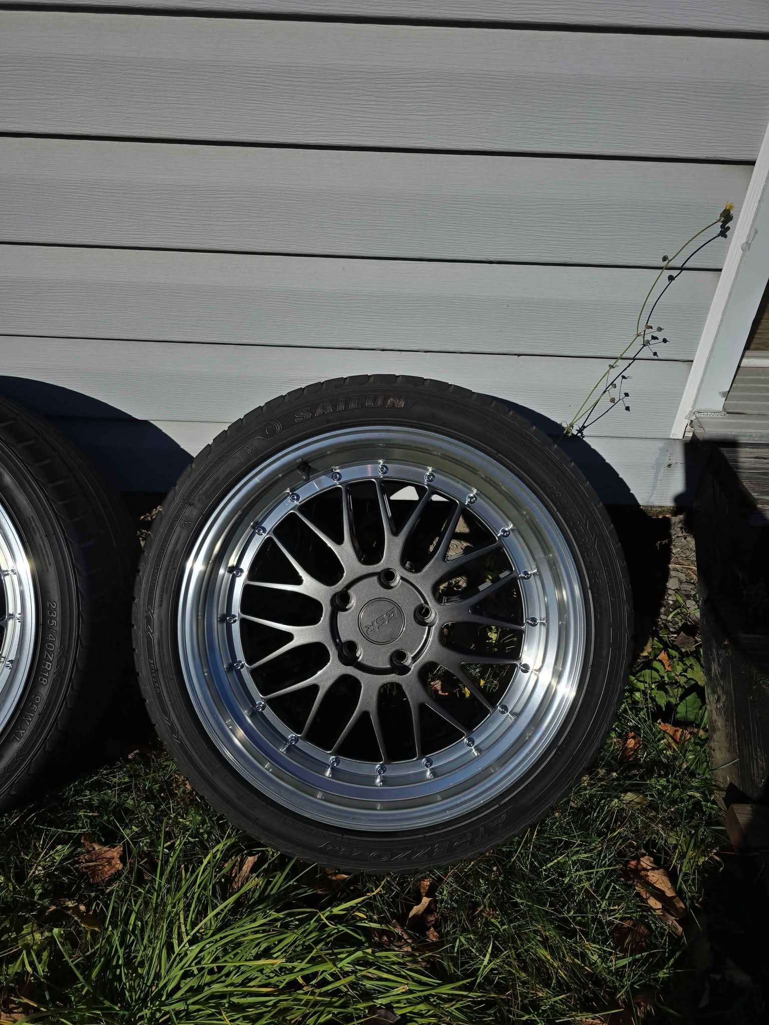 Mag ESR SR05 18po(Jantes) - Car Wheels, Tires & Parts - Montmagny ...