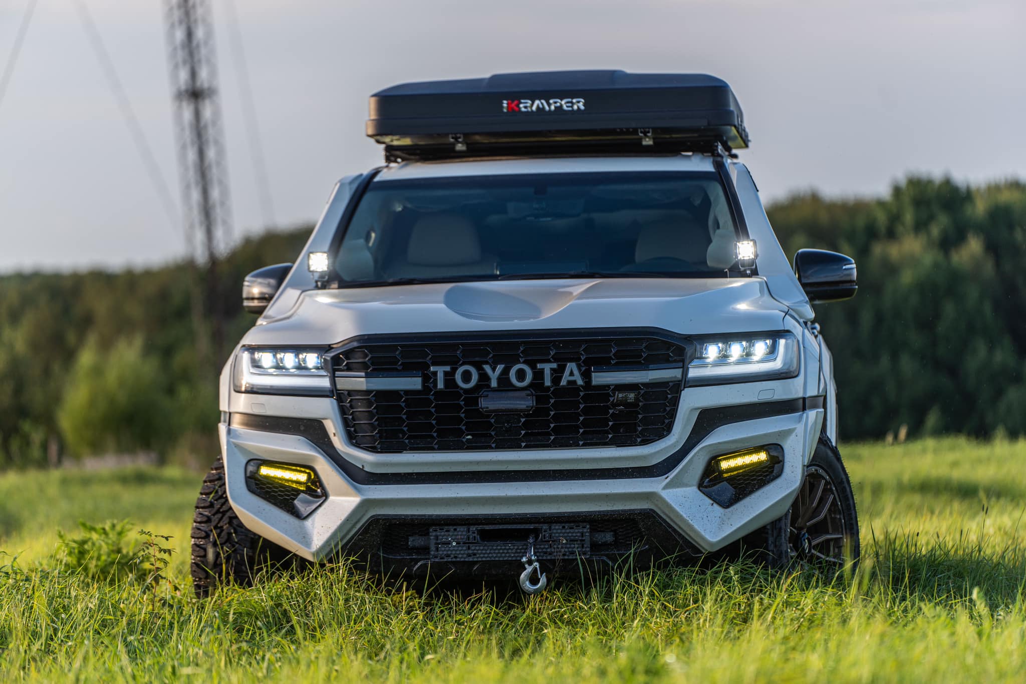 Toyota LandCruiser LC300 🖤