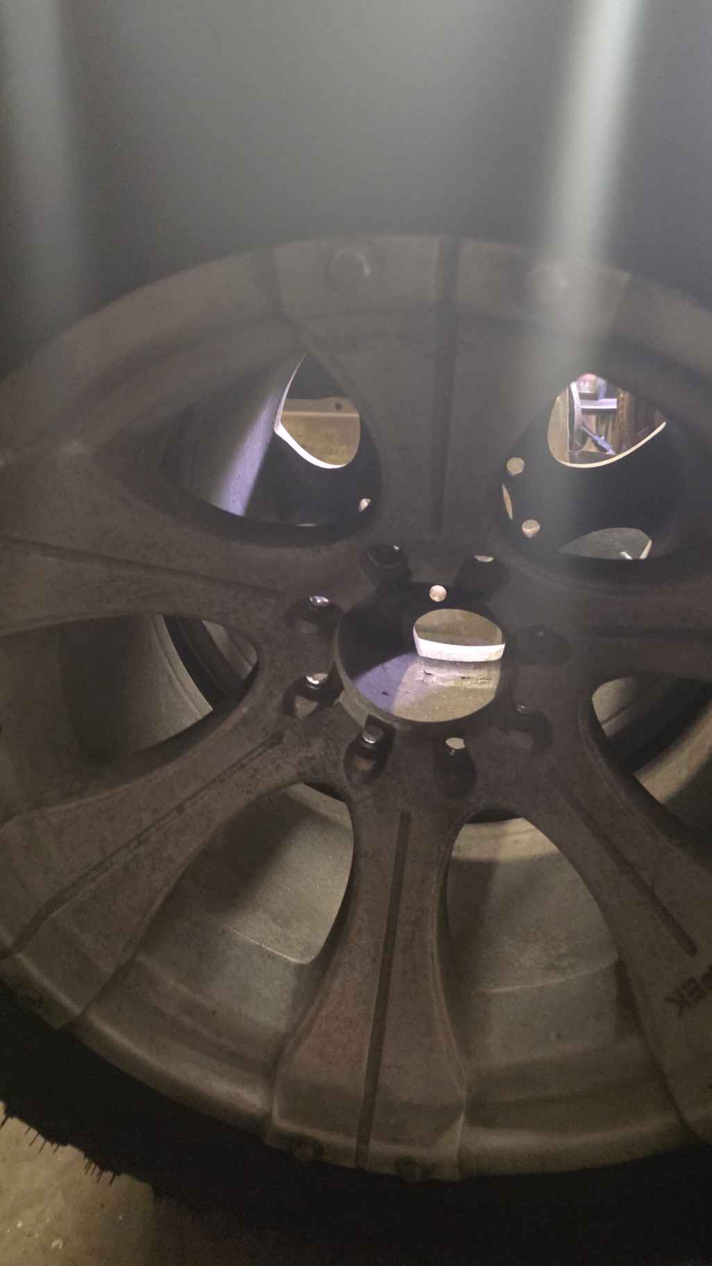 8 lug rims and tires, tires are like new 35x 12.5r 20 lt will sell ...