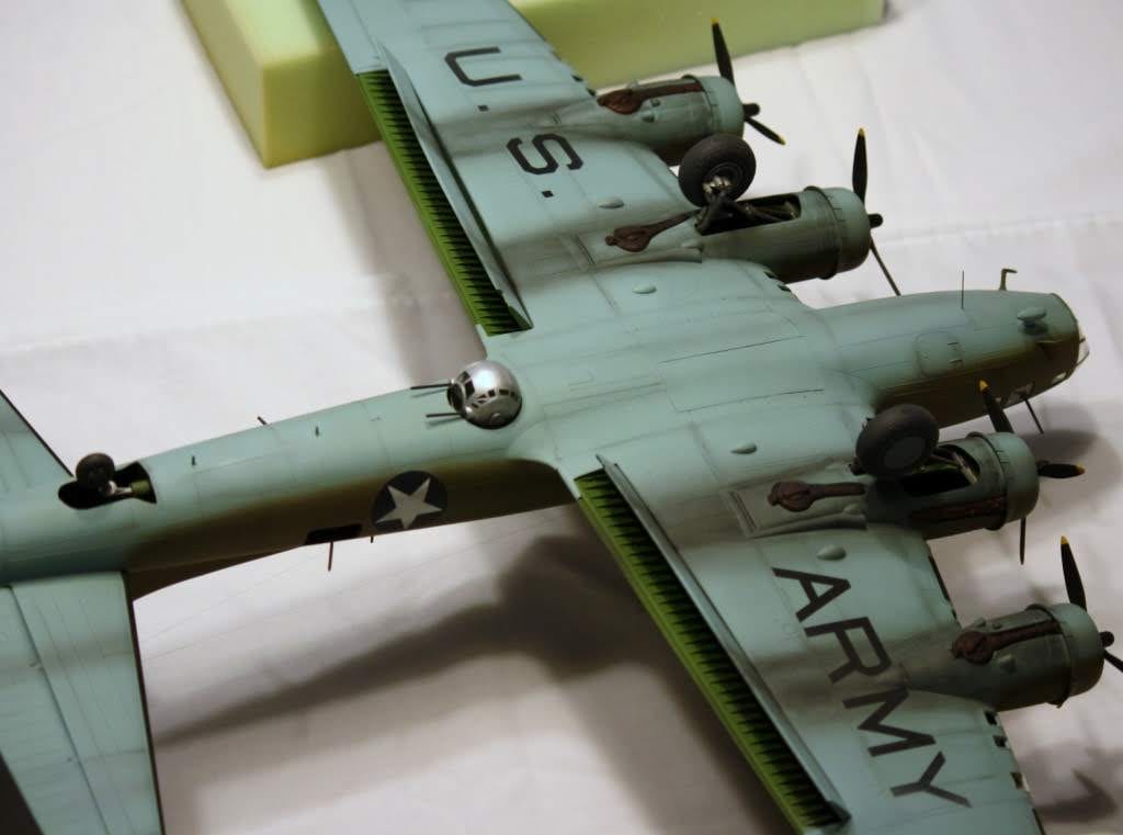 Franklin Mint's rare SB-17G diecast model and B-17 plane experiences