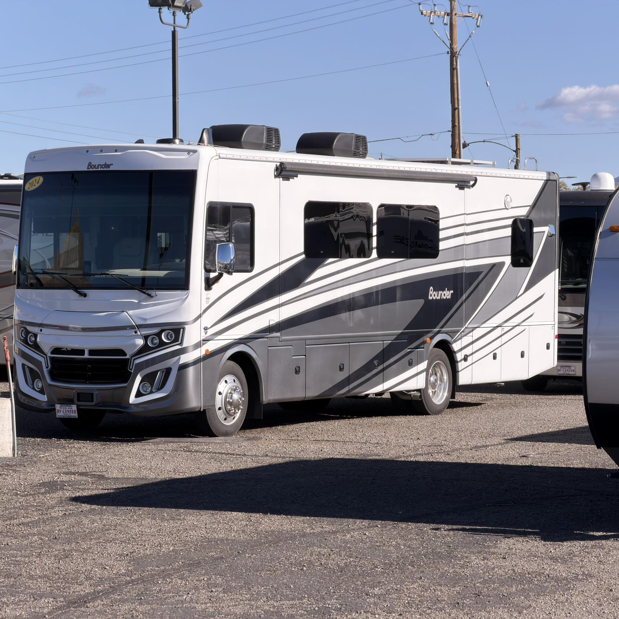 Fleetwood Bounder Motorhome Owners Rev Group | Got my new 33c ...