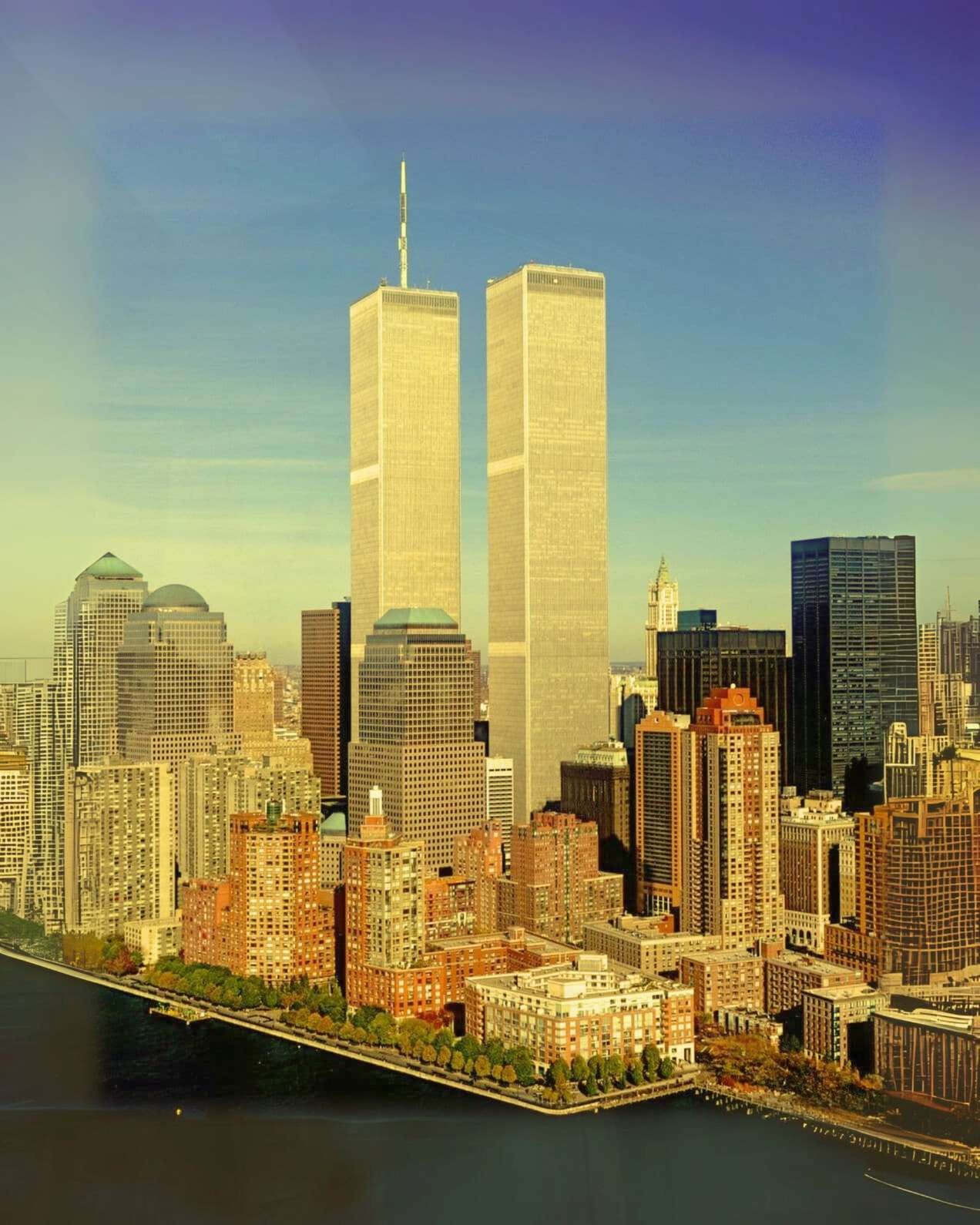 ♪´93  S&S  FN パリ&ミラノ  東京  ニューヨーク ソウル♪ World Trade Center, 1994 A defining landmark of New York City, the