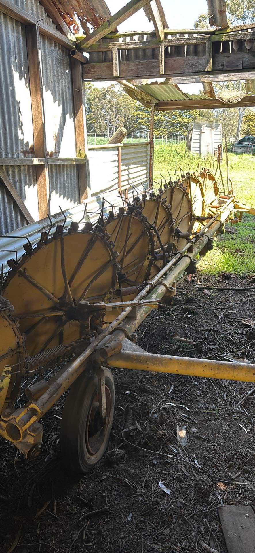 7 wheel inline rake - Garden Tools & Equipment - Winchelsea, Victoria ...