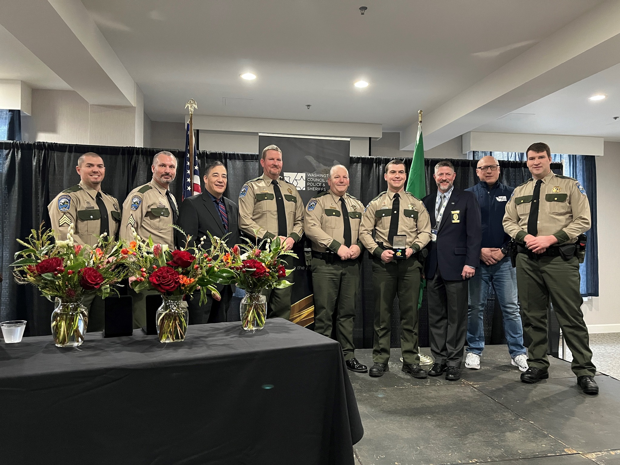 Washington - WDFW Officer Schrader, received the Mark Brinkman ...