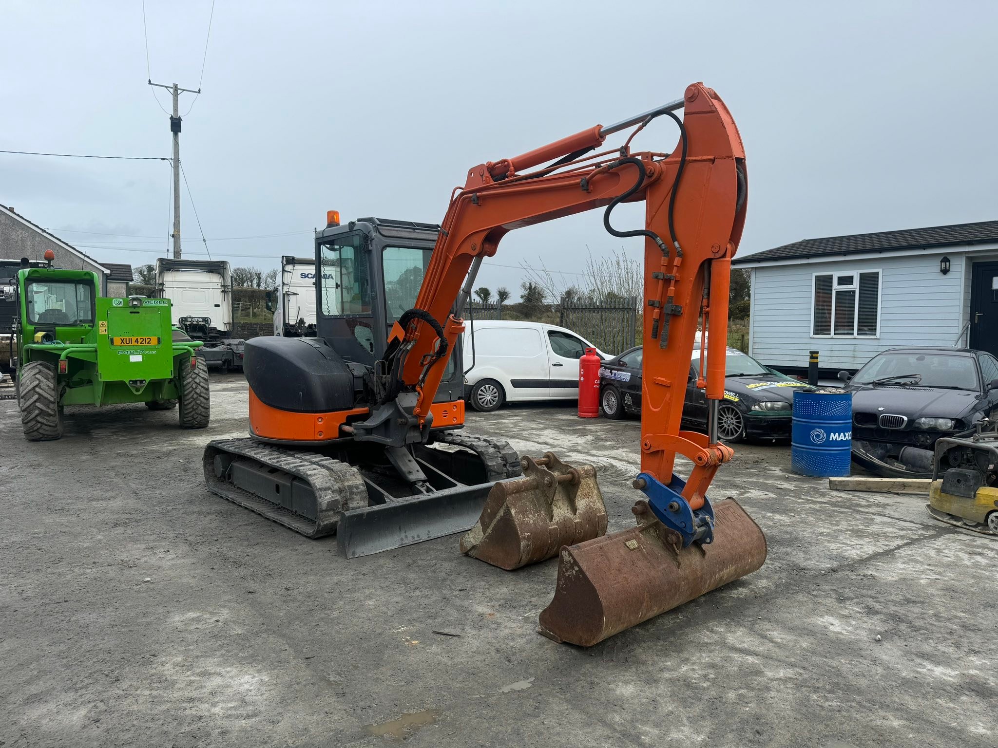 Hitachi ZX50U-2 CLR 2009 Three buckets Blade Quick hitch Hammer
