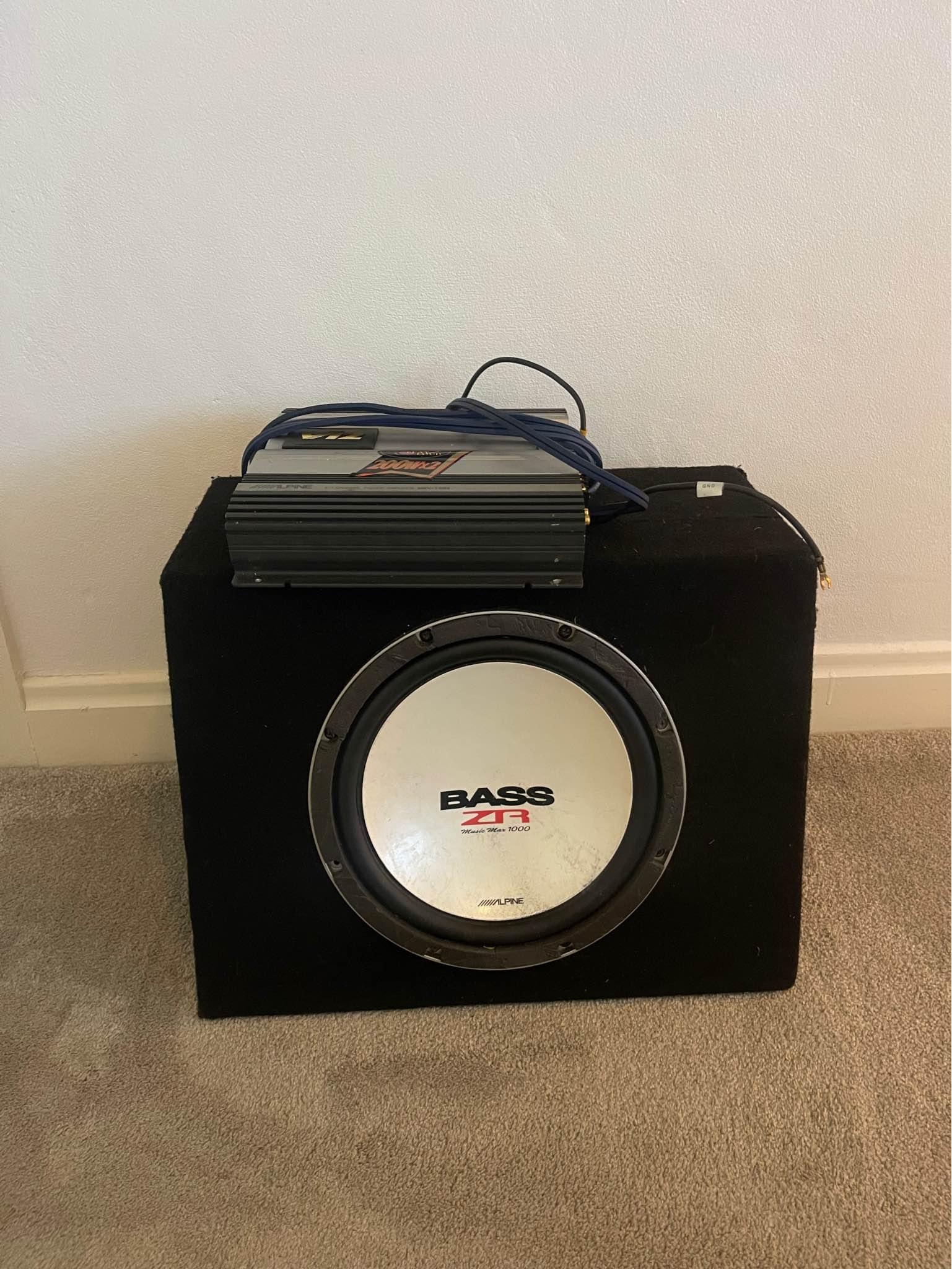 alpine bass zr max 1000 subwoofer and amp. Unreal sound. Extra 