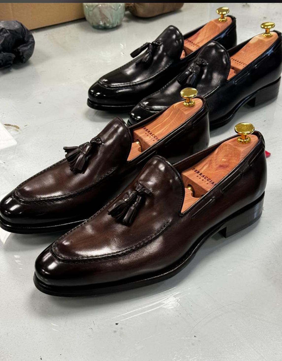 S&R Shoes