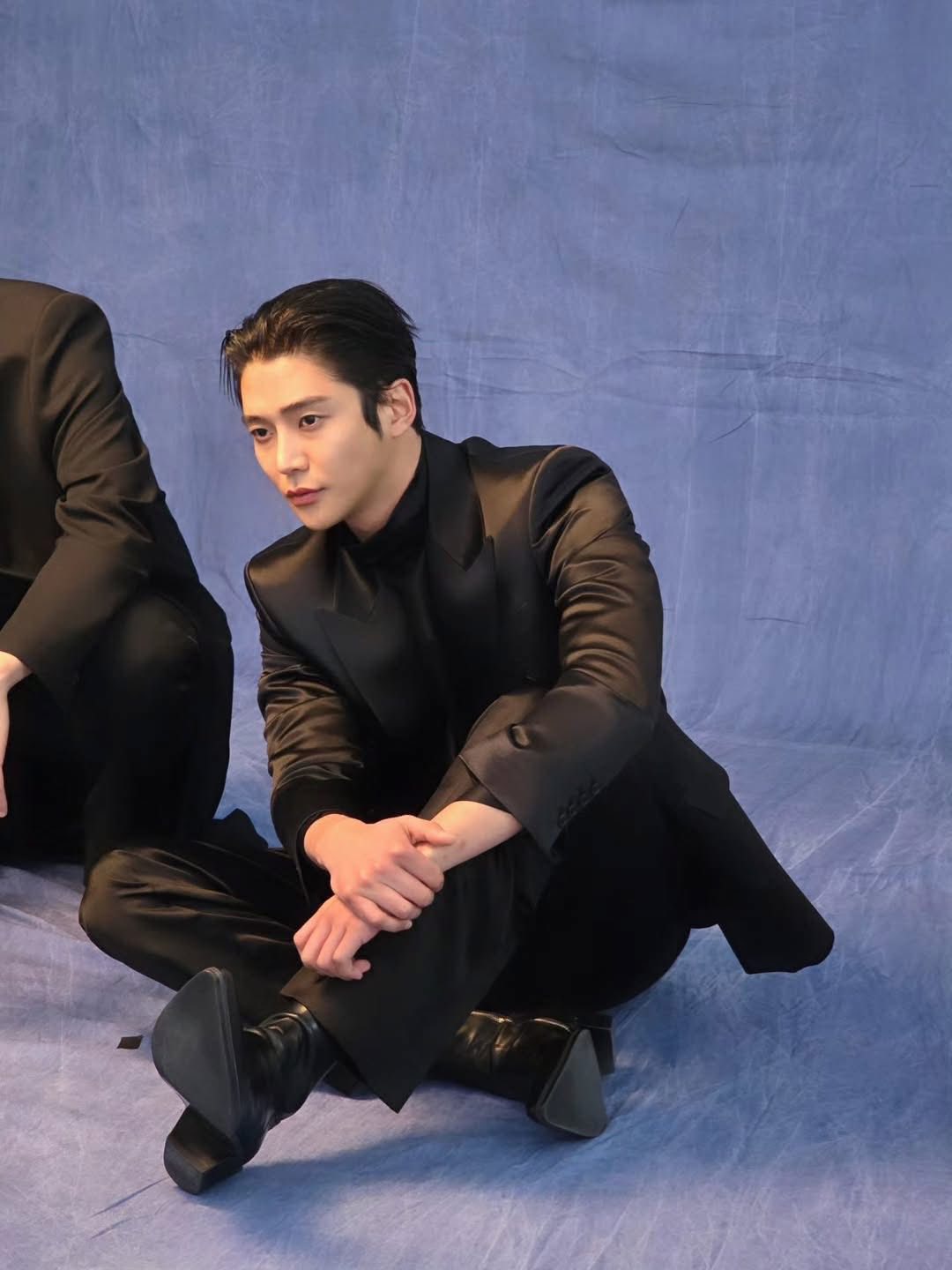 Rowoon's latest update in a black suit