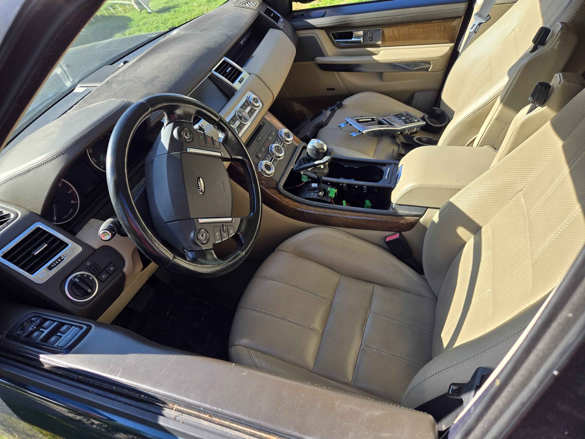2012 Land Rover Range Rover Sport · HSE Sport Utility 4D - Cars ...