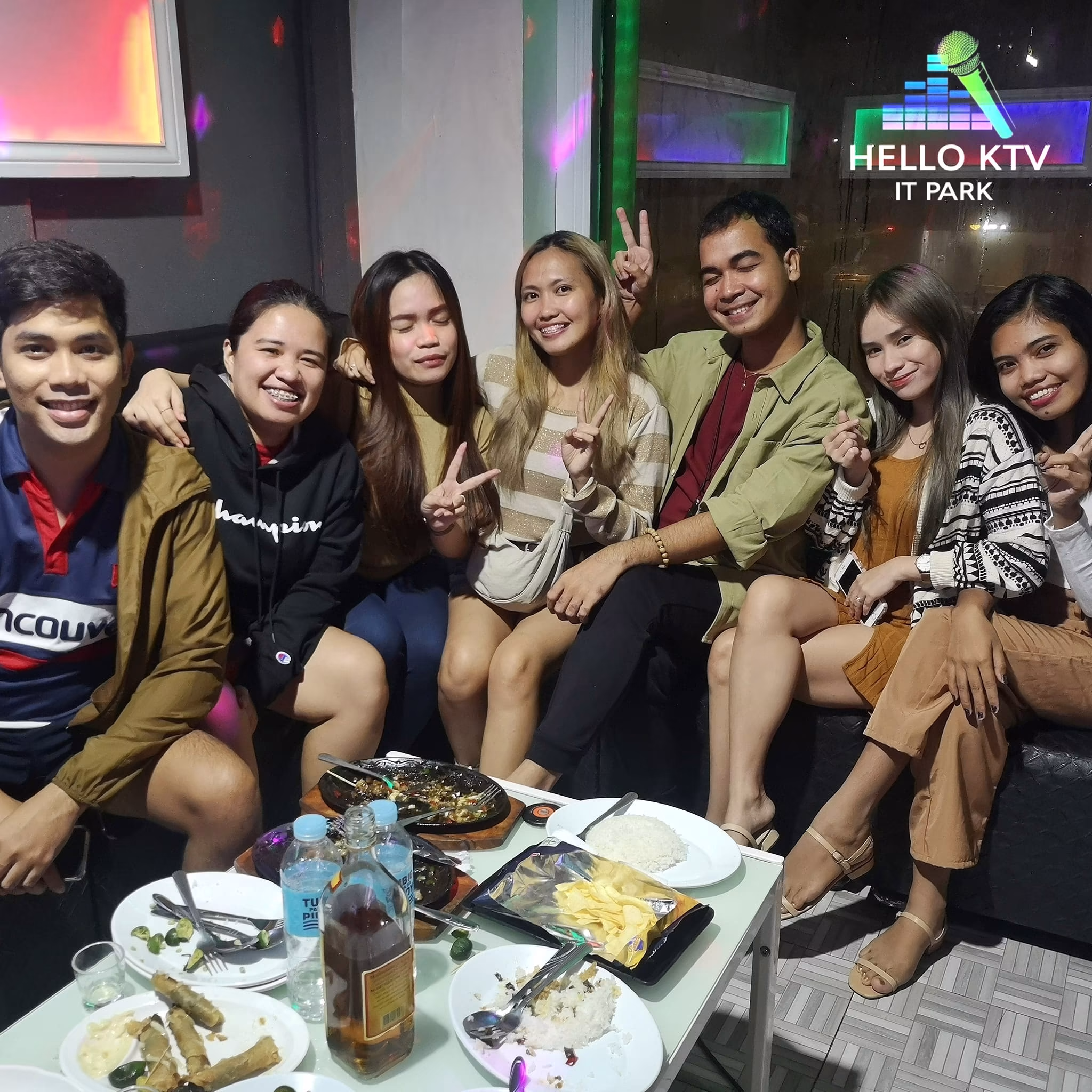 Hello Weekend! Hello KTV!🎤🎼🎵🎶🎉 🟣... - HELLO KTV ITPark | Facebook