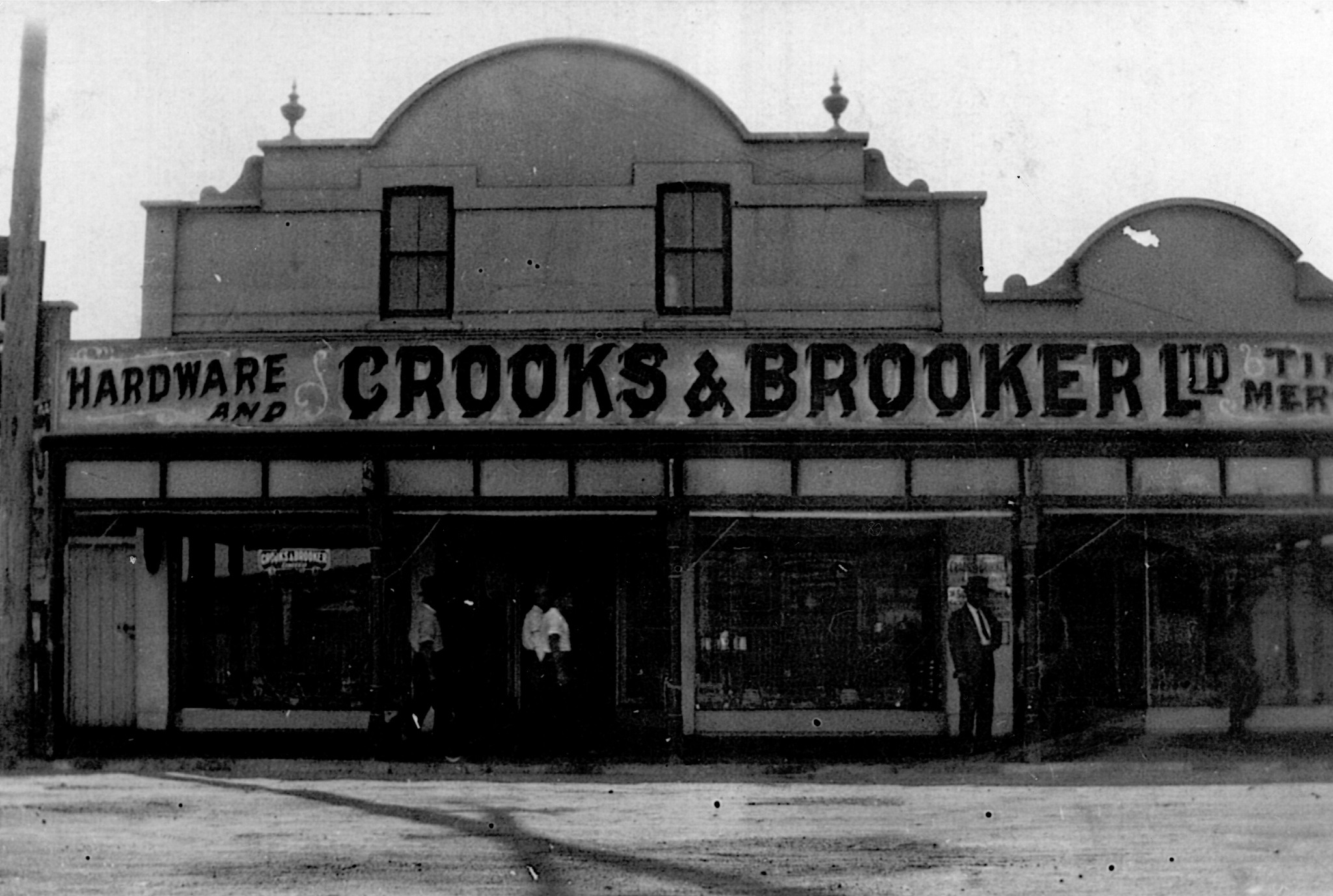 THROWBACK THURSDAY Crooks... - Geraldton Regional Library | Facebook