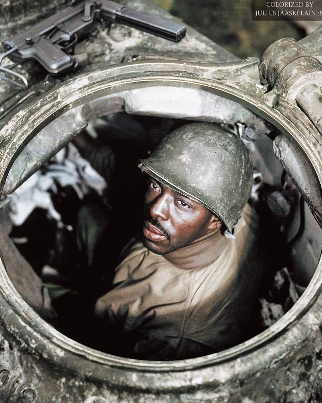 Vito - Machine-gunner, Corporal Carlton Chapman of the 761st Tank ...