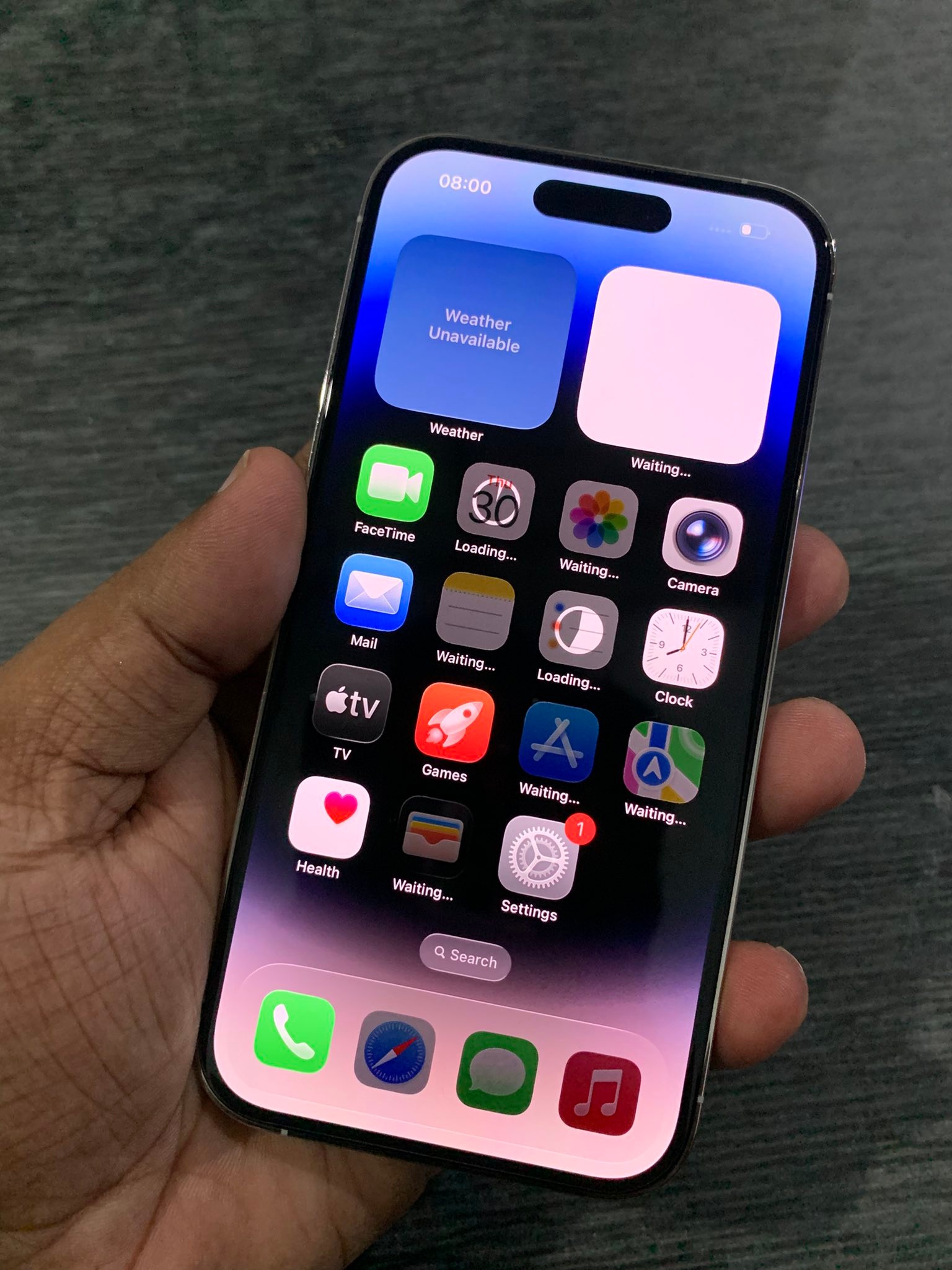 Apple iPhone 14 Pro 128gb Silver Condition 99% Battery health 84 