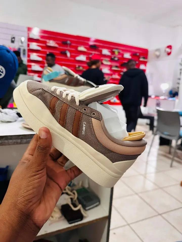 Adidas campus bad bunny E850 ☎️78682273 or 7917 8199 🇸🇿Manzini