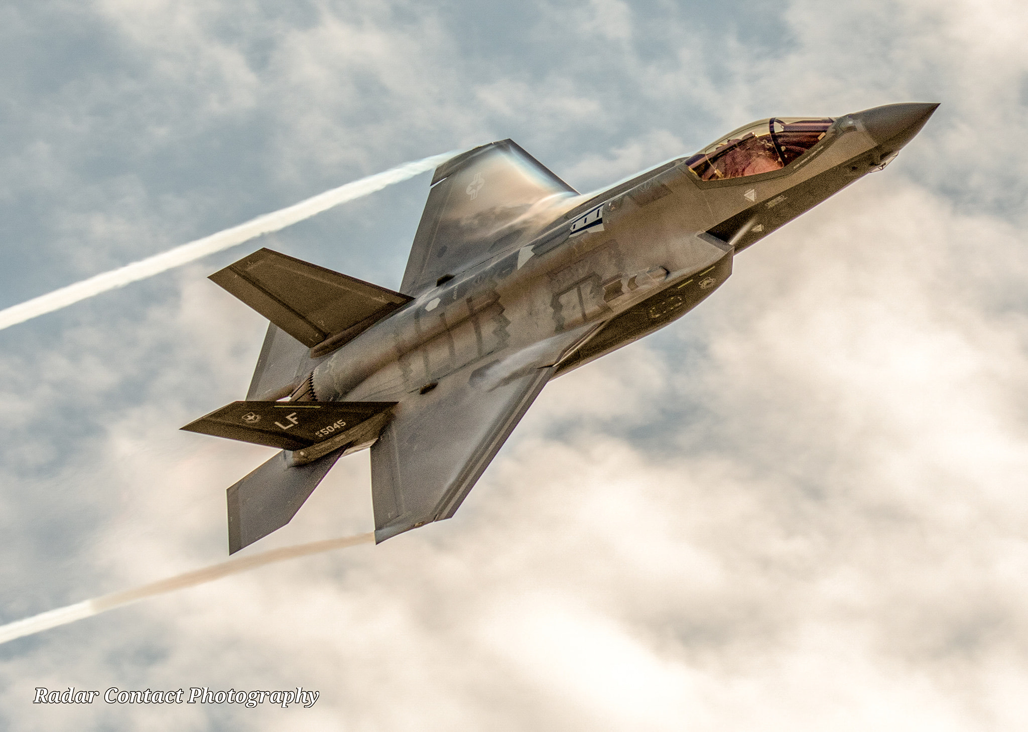 fuck off vape airplane mode DOJO U.S. Air Force F-35A Lightning II Demonstration Team Wings Over Wayne Air Show Seymour Johnson AFB U.S. Air Force Recruiting Air Force Global Strike Command Flavours:Pink Lemonade / Strawberry Watermelon VooPoo Argus G2 30W CALIBURN AK2 POD SYSTEM