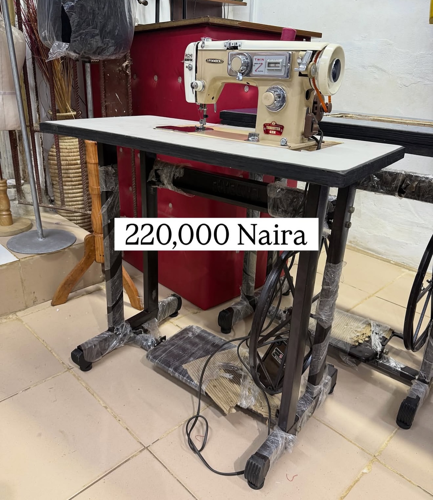 Tokunbo (not brand new) Brother AKT-8 AKITA SPECIAL Industrial 