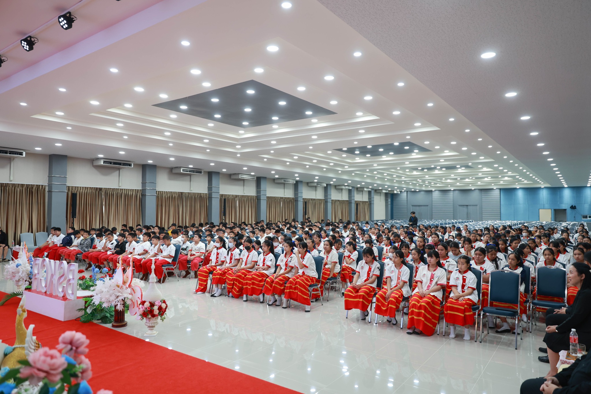 โรงเรียนเทศบาล 6... - โรงเรียนเทศบาล 6 นครเชียงราย CRMS6