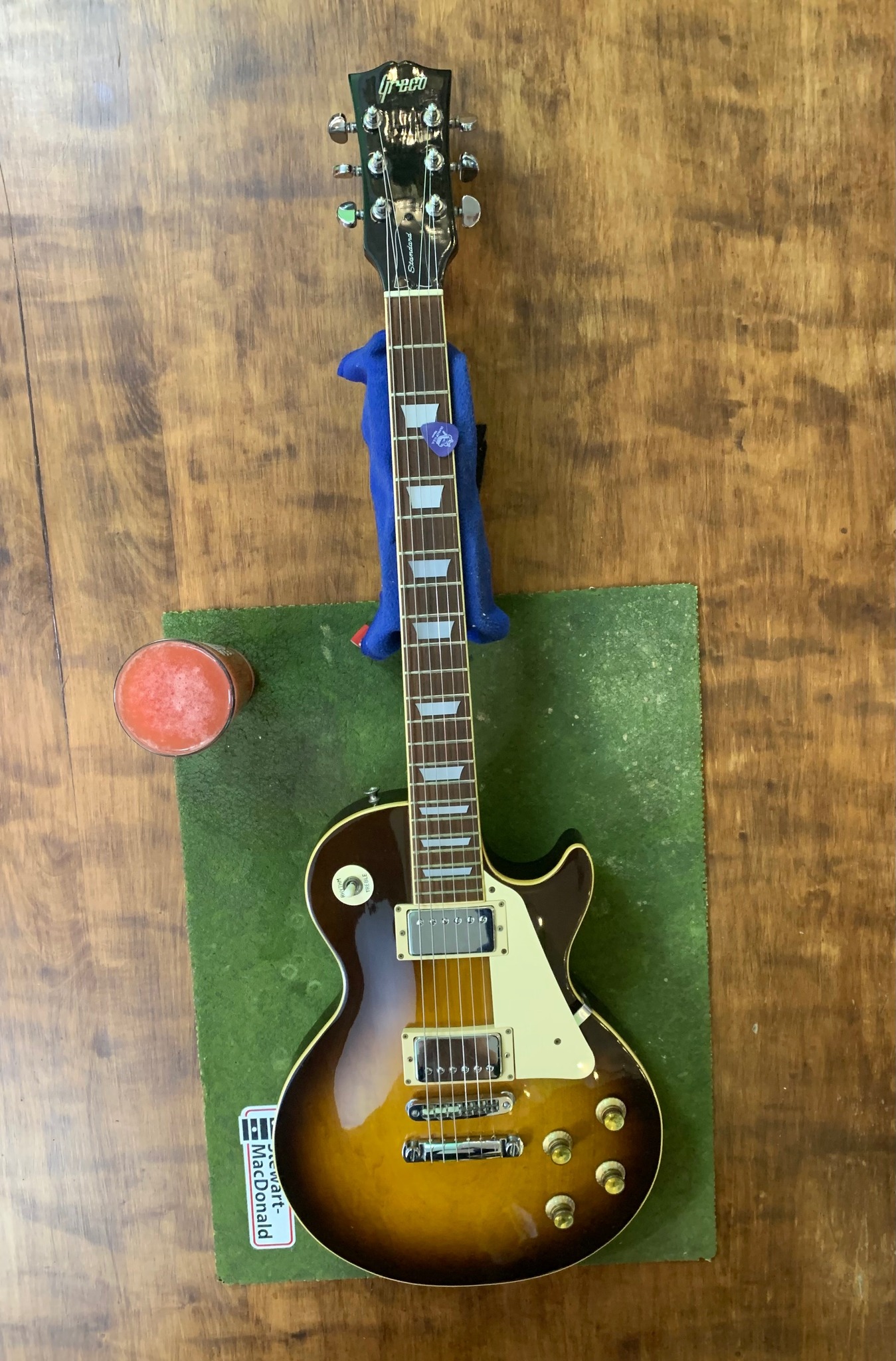 GRECO MAKES IT! » - 1979 Greco Firebird. Amazing instrument