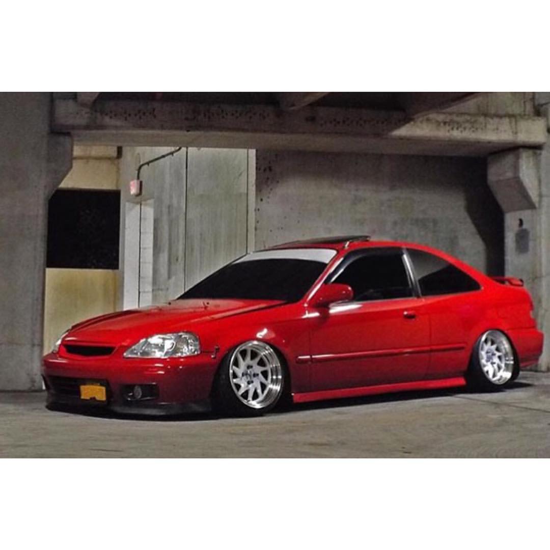Whistler - Simply clean. Wheels: Whistler KR7 16x9 +15 White