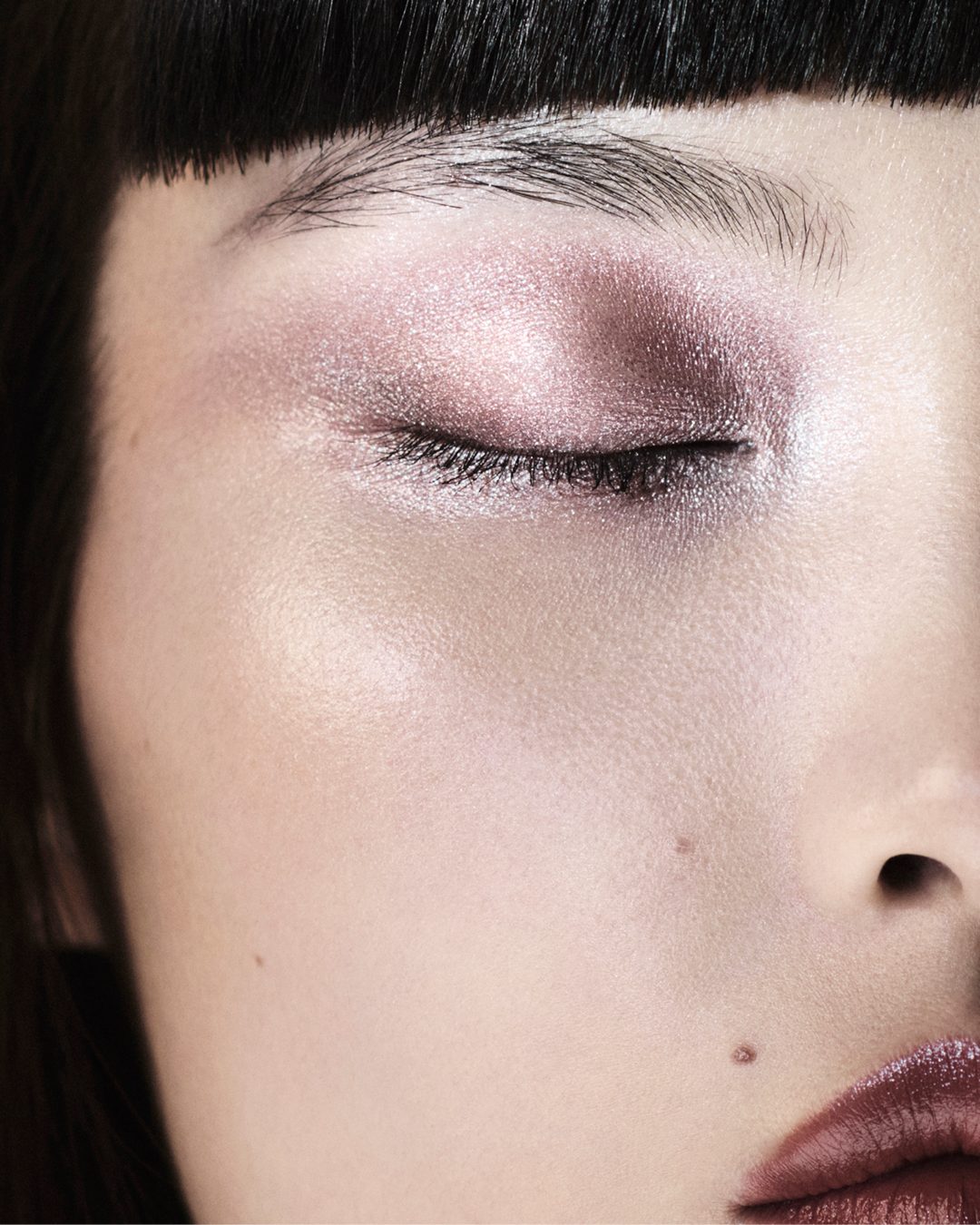 New Eye Color Quad in 02 Rose Veil dresses lids in shimmering pink