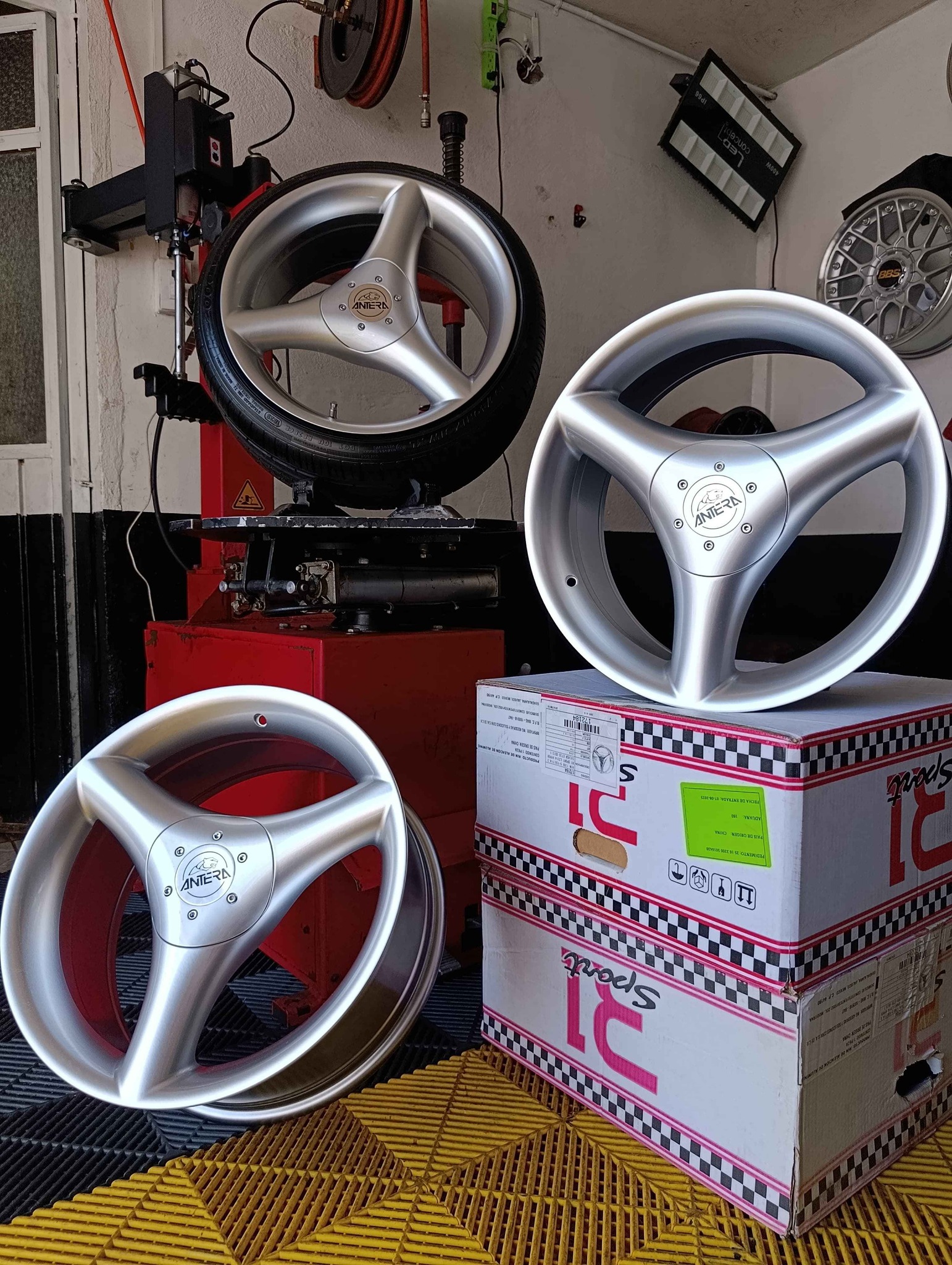 Rines 17 Antera old school 🏁 - Car Wheels, Tires & Parts - Ticomán ...