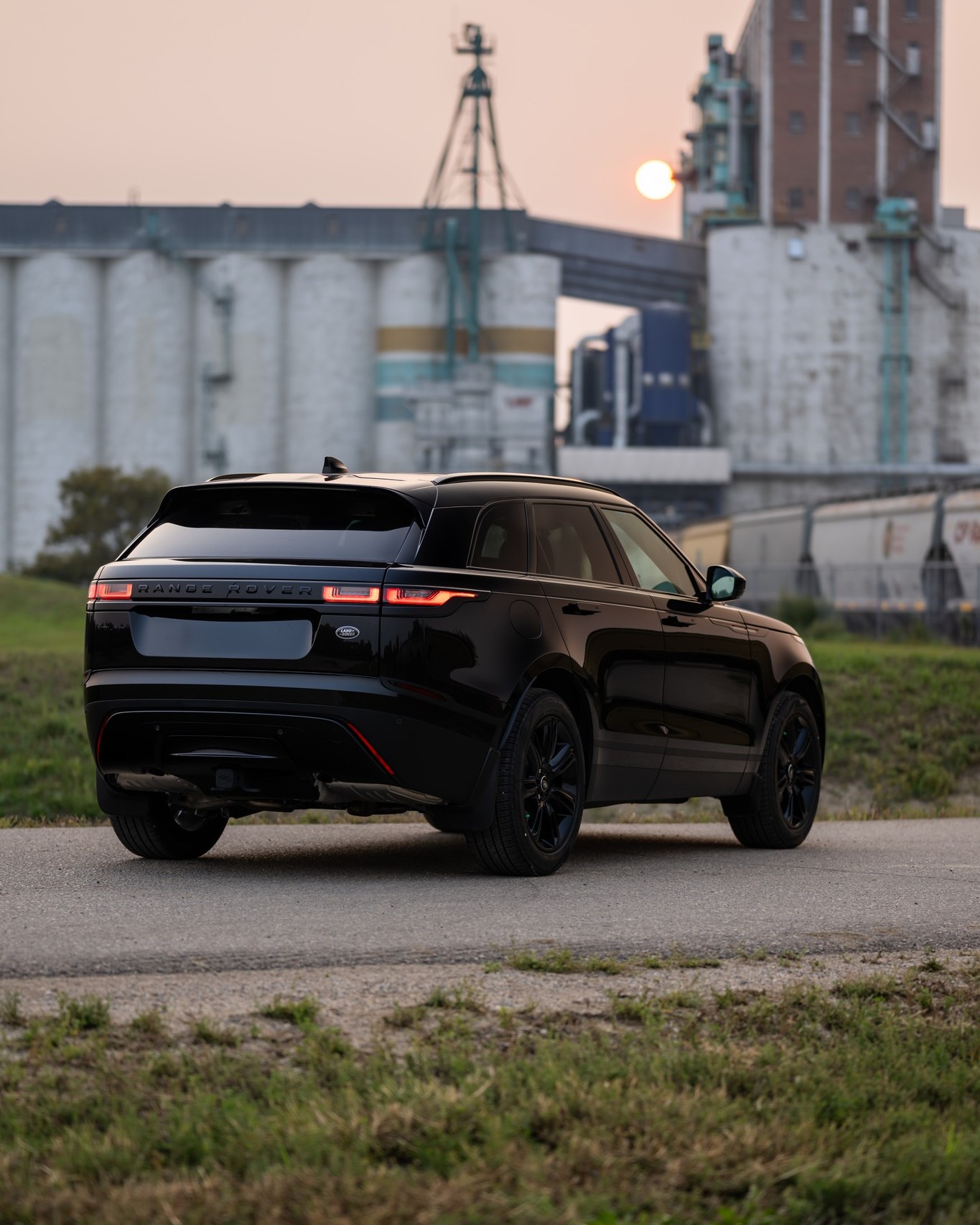 A silhouette of pure elegance. The... - Land Rover Saskatoon | Facebook