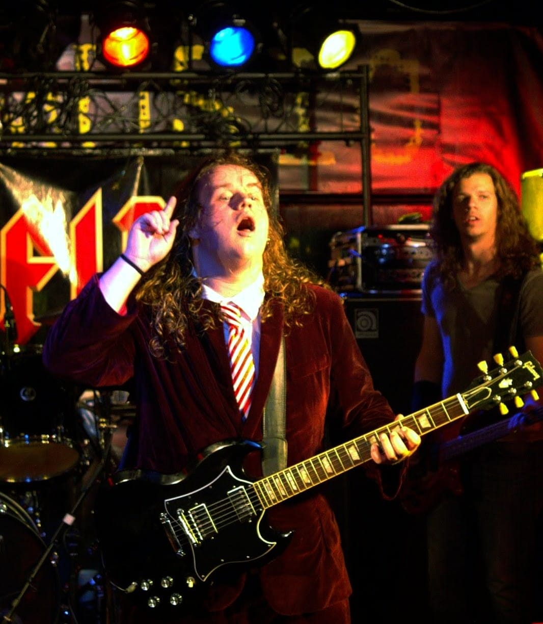 Last night's show... - Thunderstruck: America's AC/DC Tribute