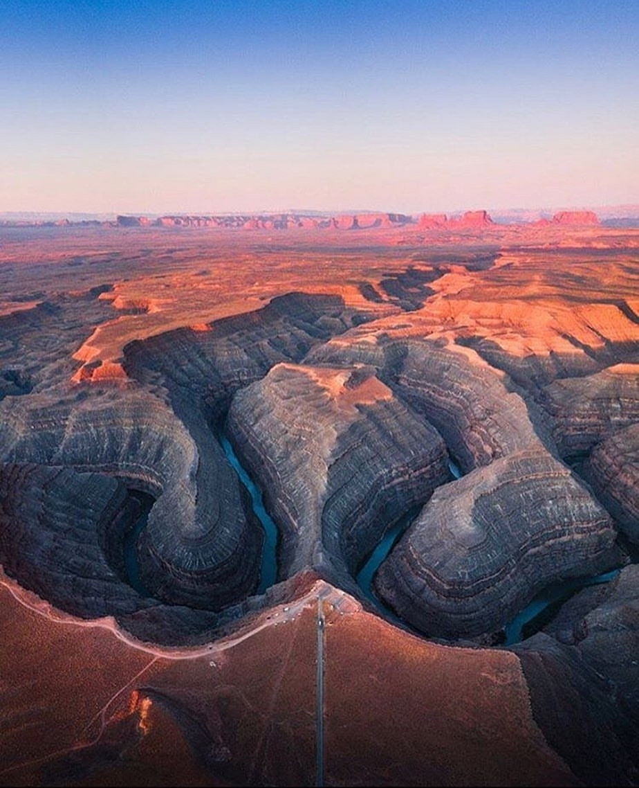 Utah's - Located just 30 minutes north of Monument Valley, Goosenecks ...