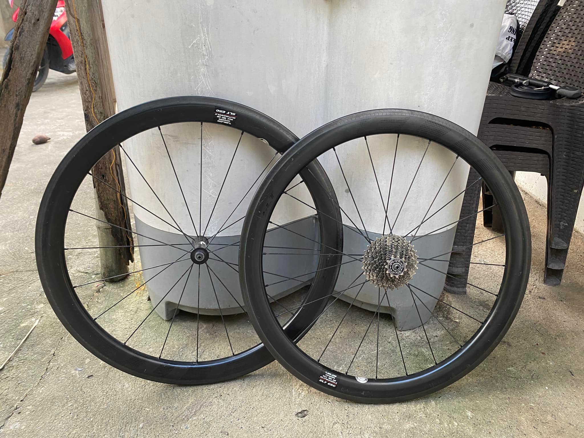 Elitewheel Edge 50 carbon wheels installed