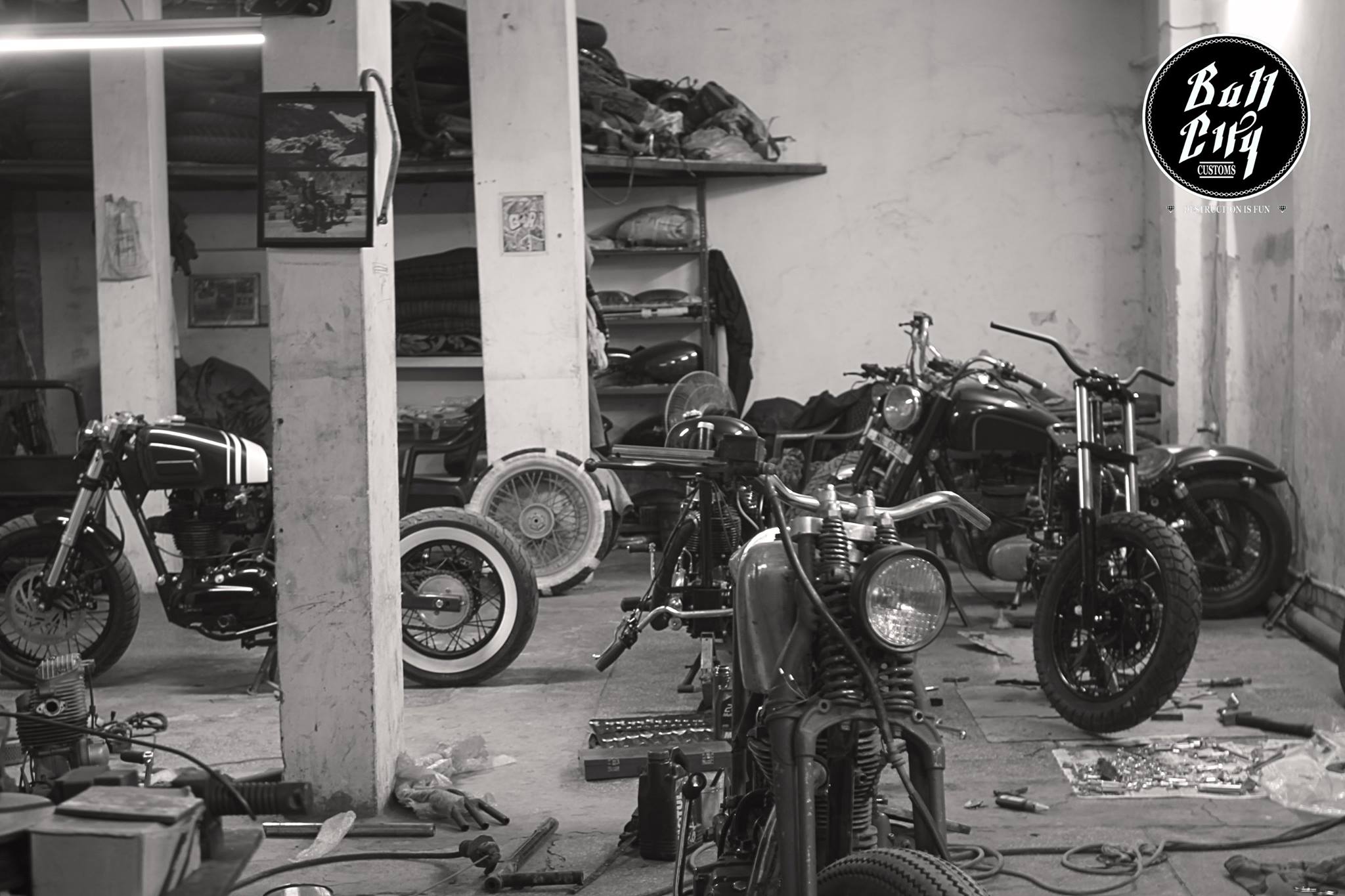 Bull City customs | Delhi