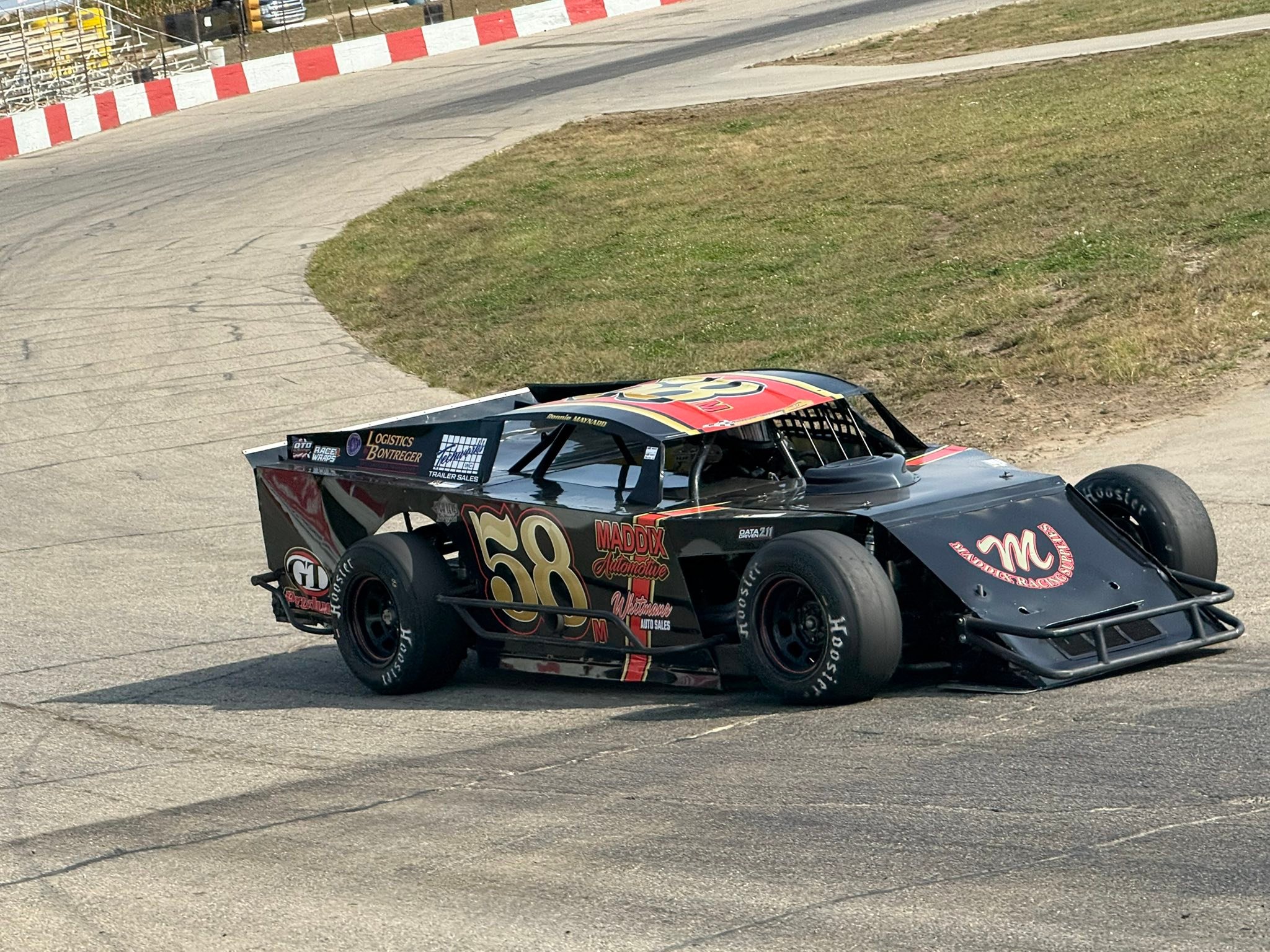 In the closing laps, an opening is... - 𝙏𝙤𝙥 𝙍𝙤𝙬 𝙍𝙖𝙘𝙞𝙣𝙜 𝙈𝙚𝙙𝙞𝙖 | Facebook