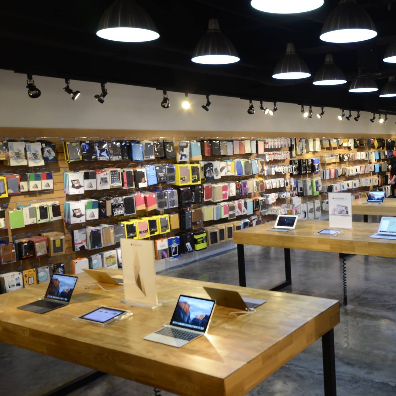 L By Lcb Store Interior Design Renovation Ideas Photos And Price In Malaysia Atap Co