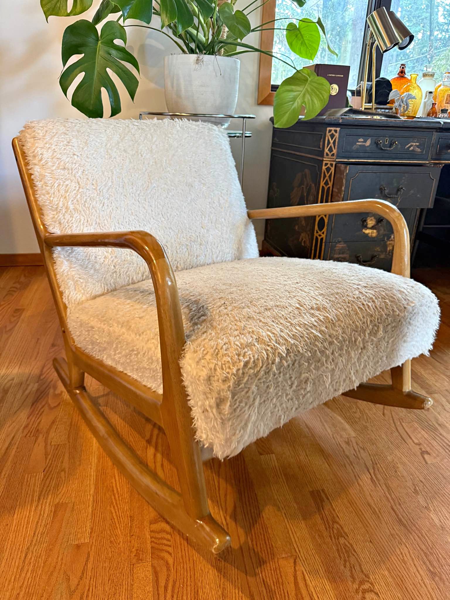 Sherpa rocking chair - Living Room Chairs - Portland, Oregon | Facebook ...