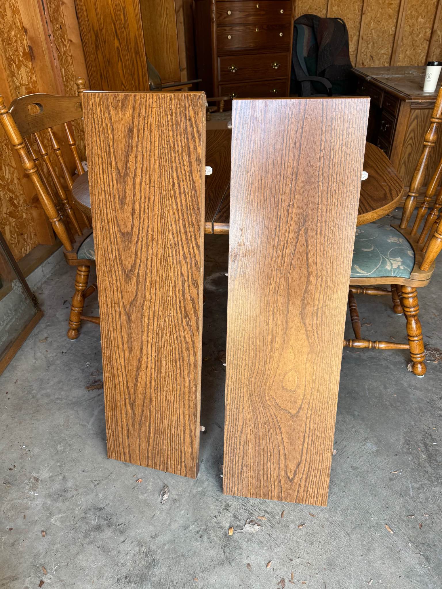 Table with leaves and 2 chairs. - Outdoor Furniture Sets - Mondovi ...