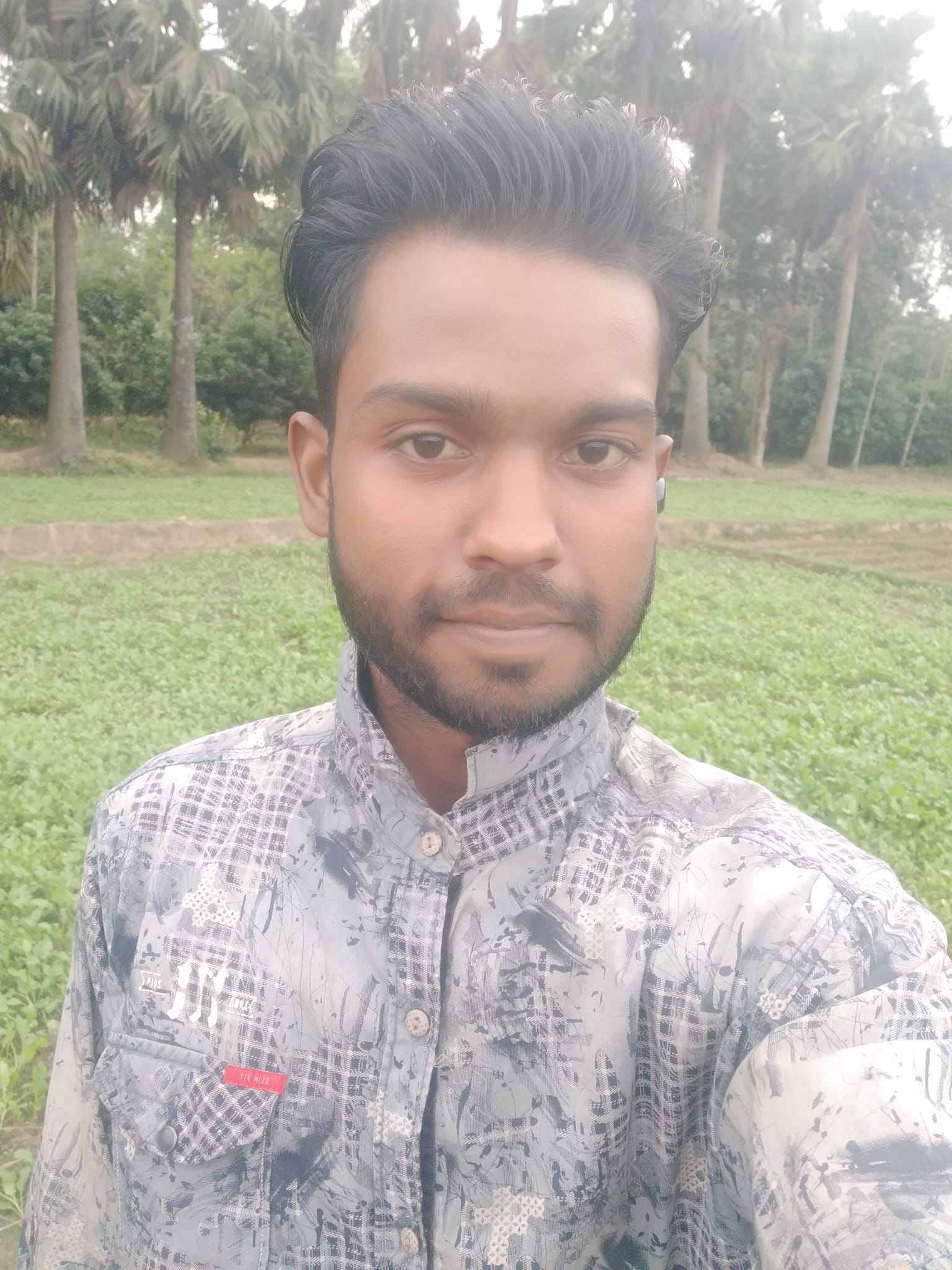 Robi Ahmed