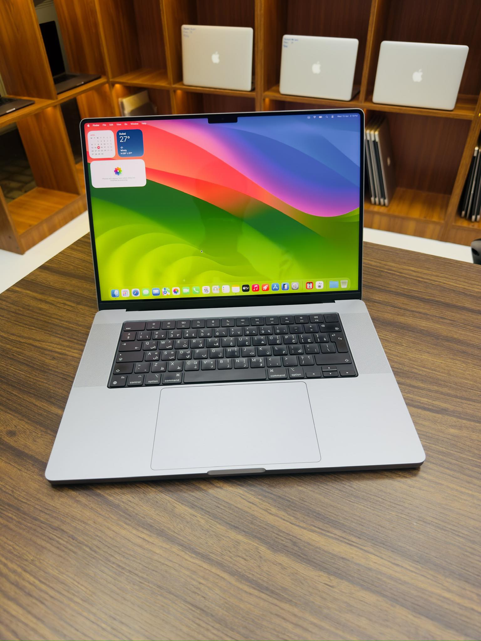 MacBook Pro 2021 (A2485) Apple M1 Pro Chip Display 16-inch Memory 