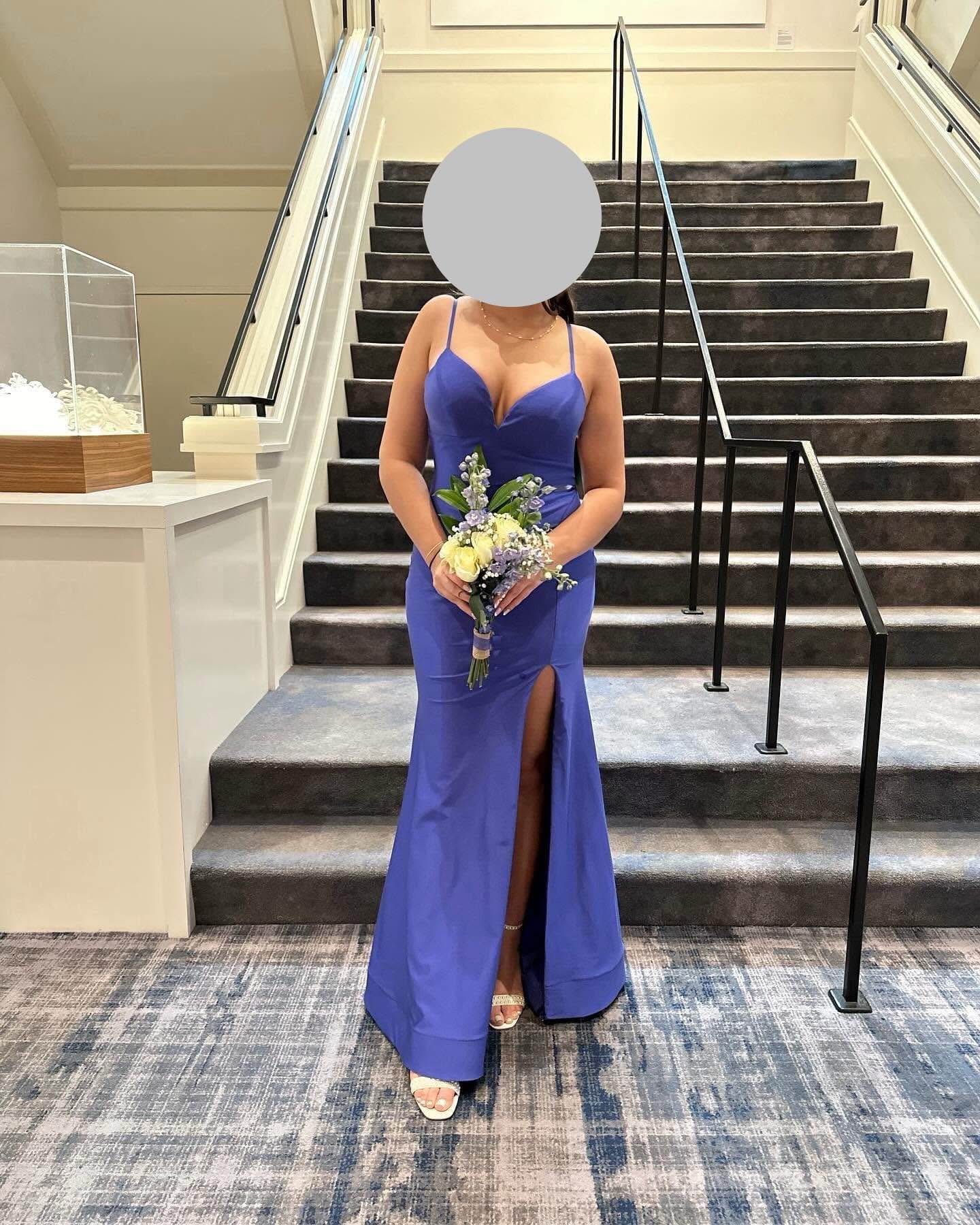 homecoming dresses tiger lily New with tags Dress Emerald Green size 5 Pick up in Janesville, WI Cash or Venmo Only animal-snake