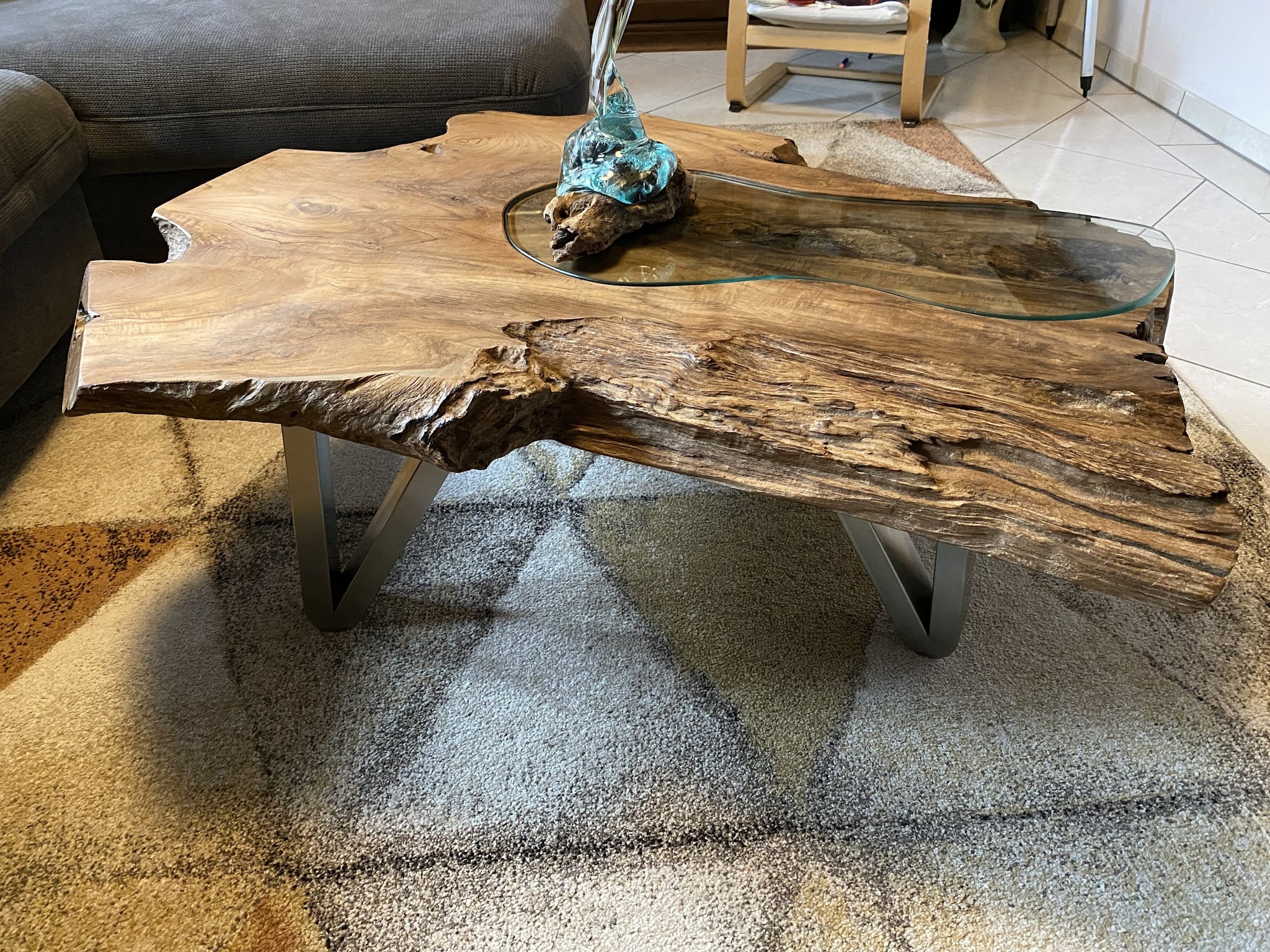 IHR ONLINESHOP FÜR BESONDERE TISCHE! https://www.tischonkel.de/Couchtische/ Couchtisch-Lakeside/ Ein Highlight für jedes Wohnzimmer. Sie wollen auch so einen wunderschönen Couchtisch? Dann schauen Sie