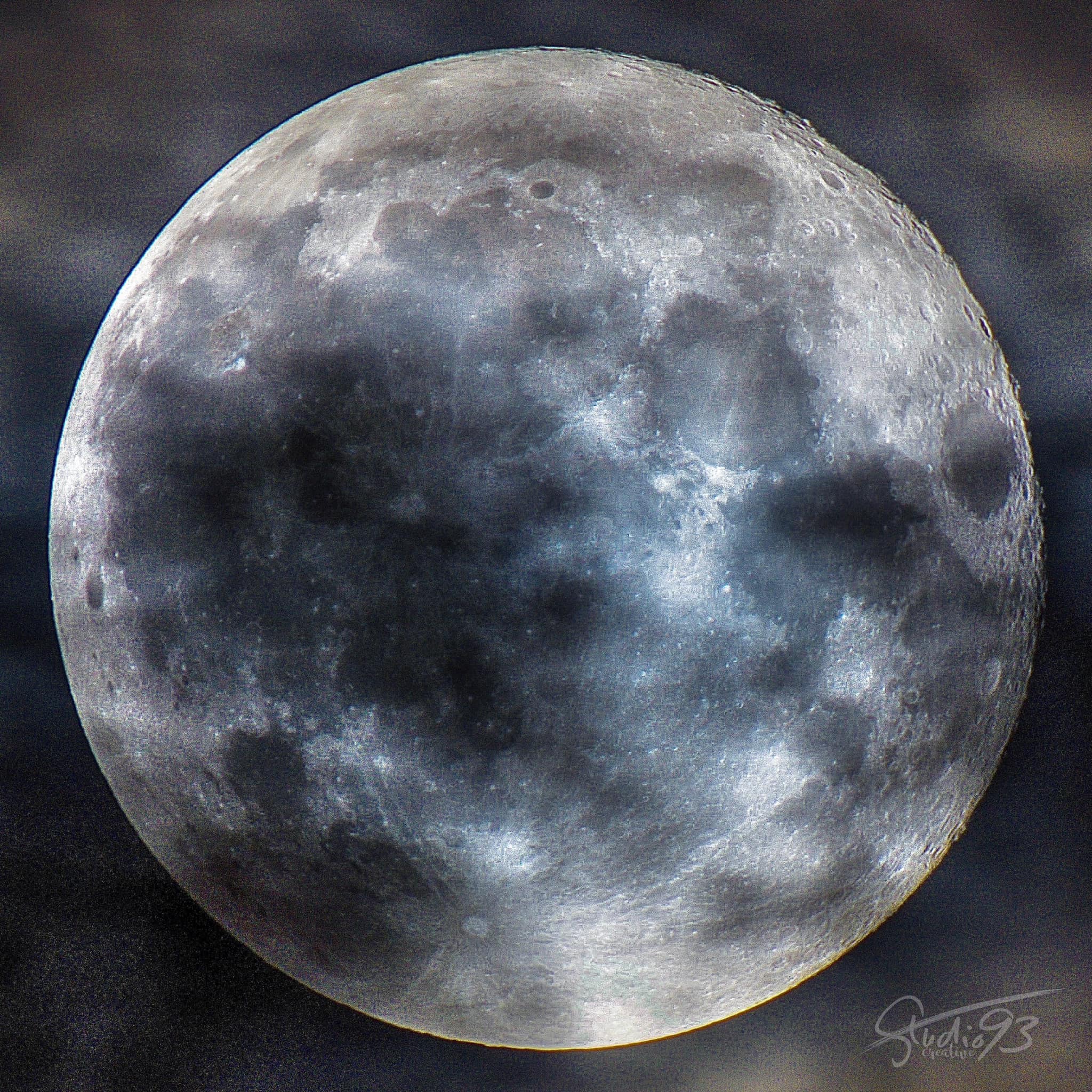 Closing out July with one last look at this week's stunning full